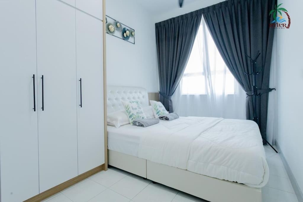 New Drawbridge Condo With Seaview And Pool Kuala Terengganu Exterior foto